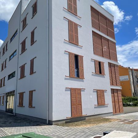 Studio Apartment Maris Podstrana Eksteriør billede